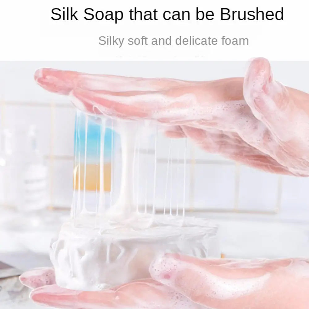 Goat Milk Silk Handmade Soap 60g Moisturizing Skin Care Cleansing Facial Soap Remove Acne Remove Shrink Face Cleaner Body Wash