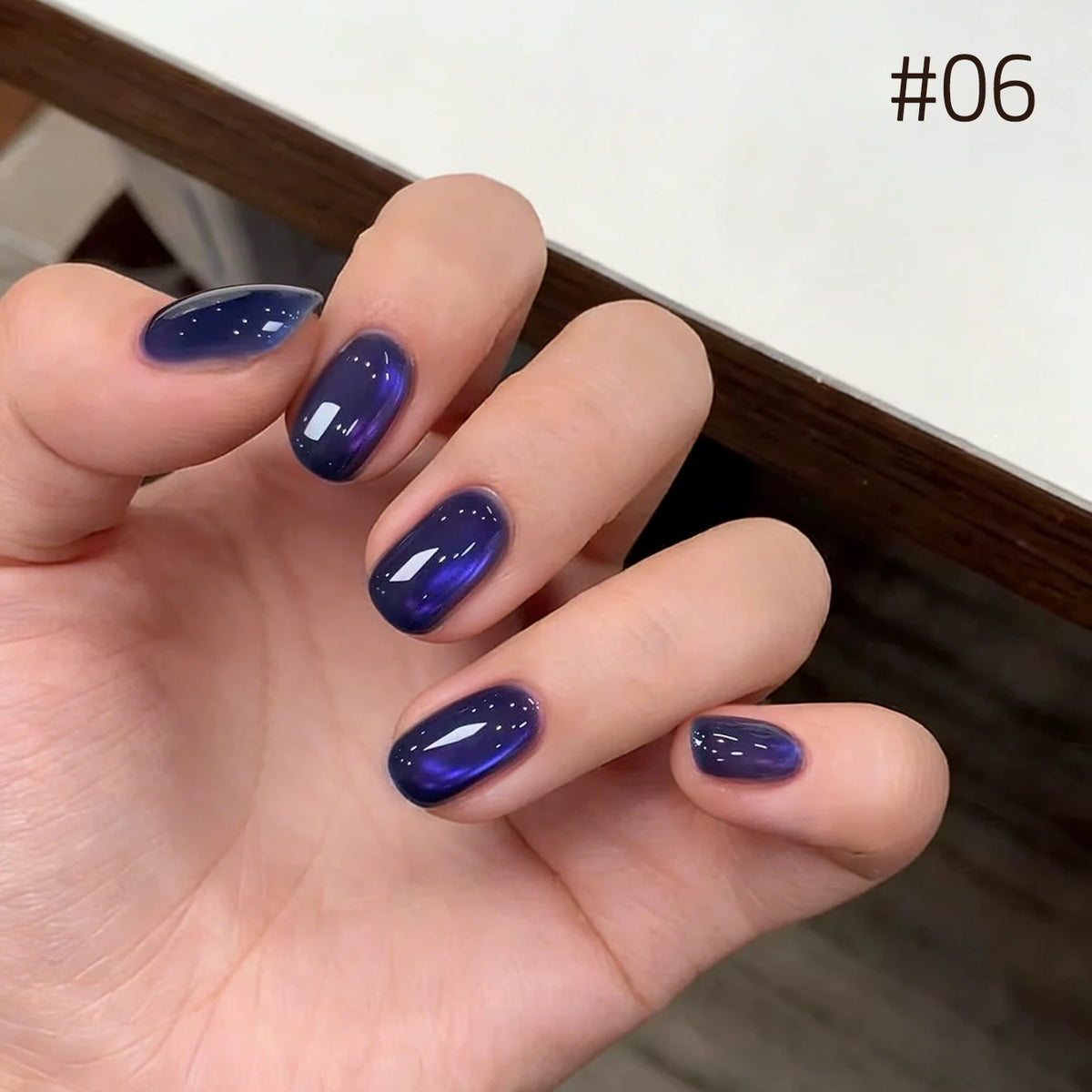10ML 1-10pcs Christmas Red Nails Gold Black Nails Fiery 10-Color Glass Bead Cat Eye Gel Nail Polish Fine Powder Super Shimmering