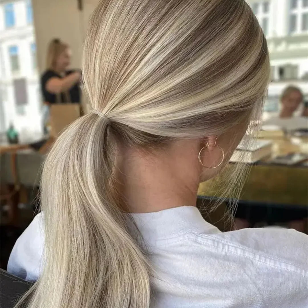 Soft Highlight Blond Straight Hair 150 density and 13×4 100%human hair wig lace front wig, with baby hair pre plucked