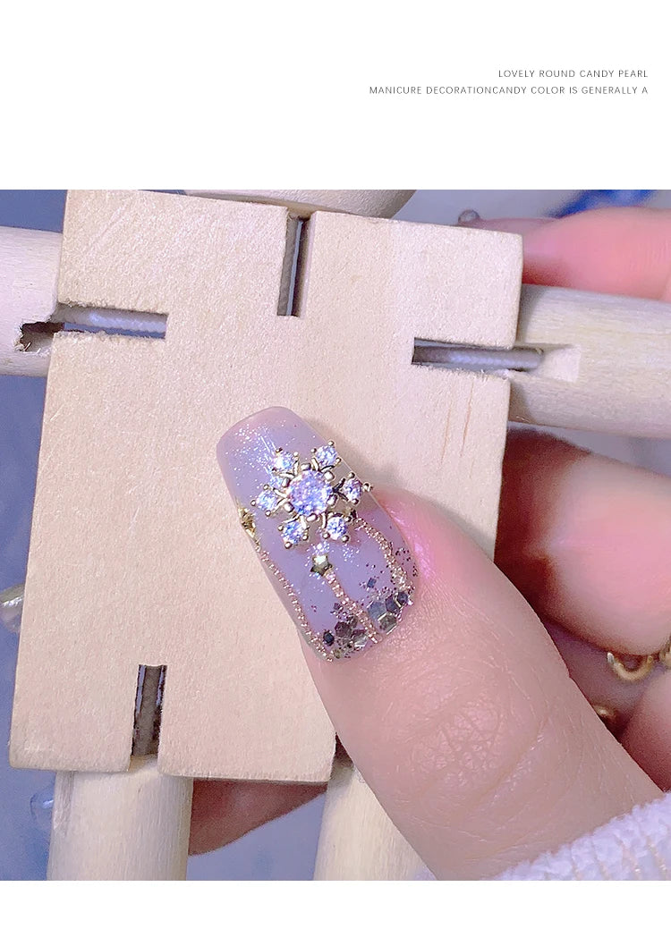 5Pcs Nail Art Jewelry Christmas Zircon Alloy Diamond Snowflake Christmas Tree Elk Bells Super Flash Luxury Nail Accessories