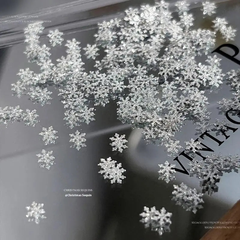 Snowflakes Winter Nail Sequins Sparkling Christmas Flakes Spangles Nail Art Decoration Sticker Tips Nail Charm Manicure Salon