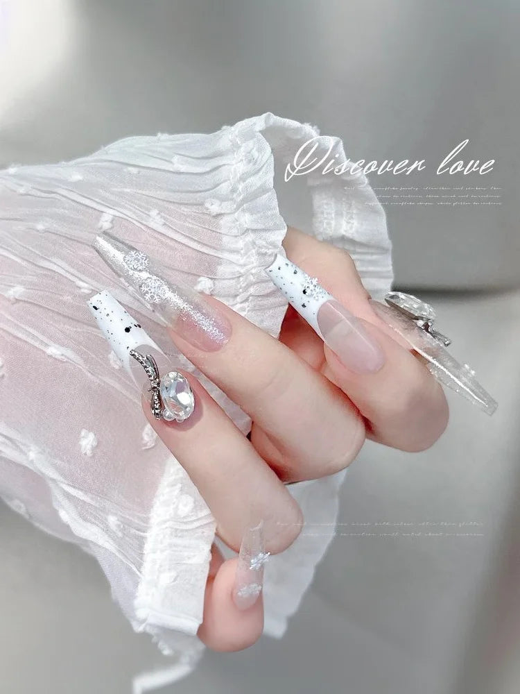 Snowflakes Winter Nail Sequins Sparkling Christmas Flakes Spangles Nail Art Decoration Sticker Tips Nail Charm Manicure Salon