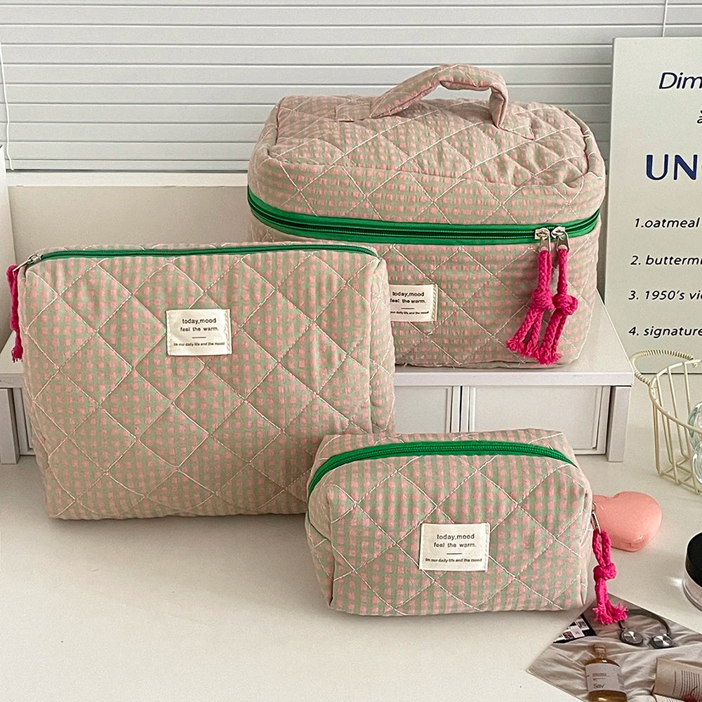 Wholesale 3 Bags Set Fashion Women Classic Cosmetic Bag Large Capacity Toiletry Makeup Organizer Pouch Ladies Zipper Quilted Bag