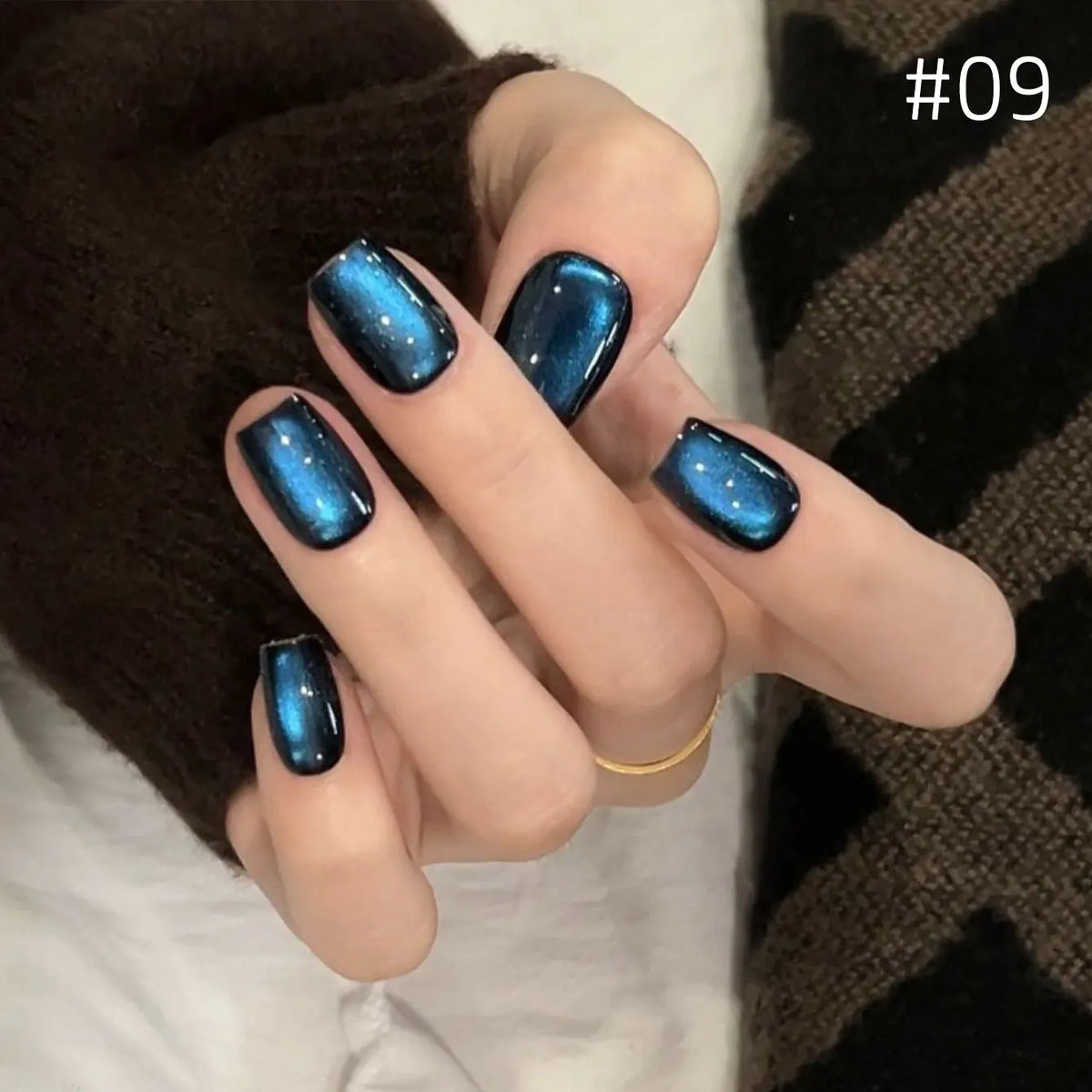 10ML 1-10pcs Christmas Red Nails Gold Black Nails Fiery 10-Color Glass Bead Cat Eye Gel Nail Polish Fine Powder Super Shimmering