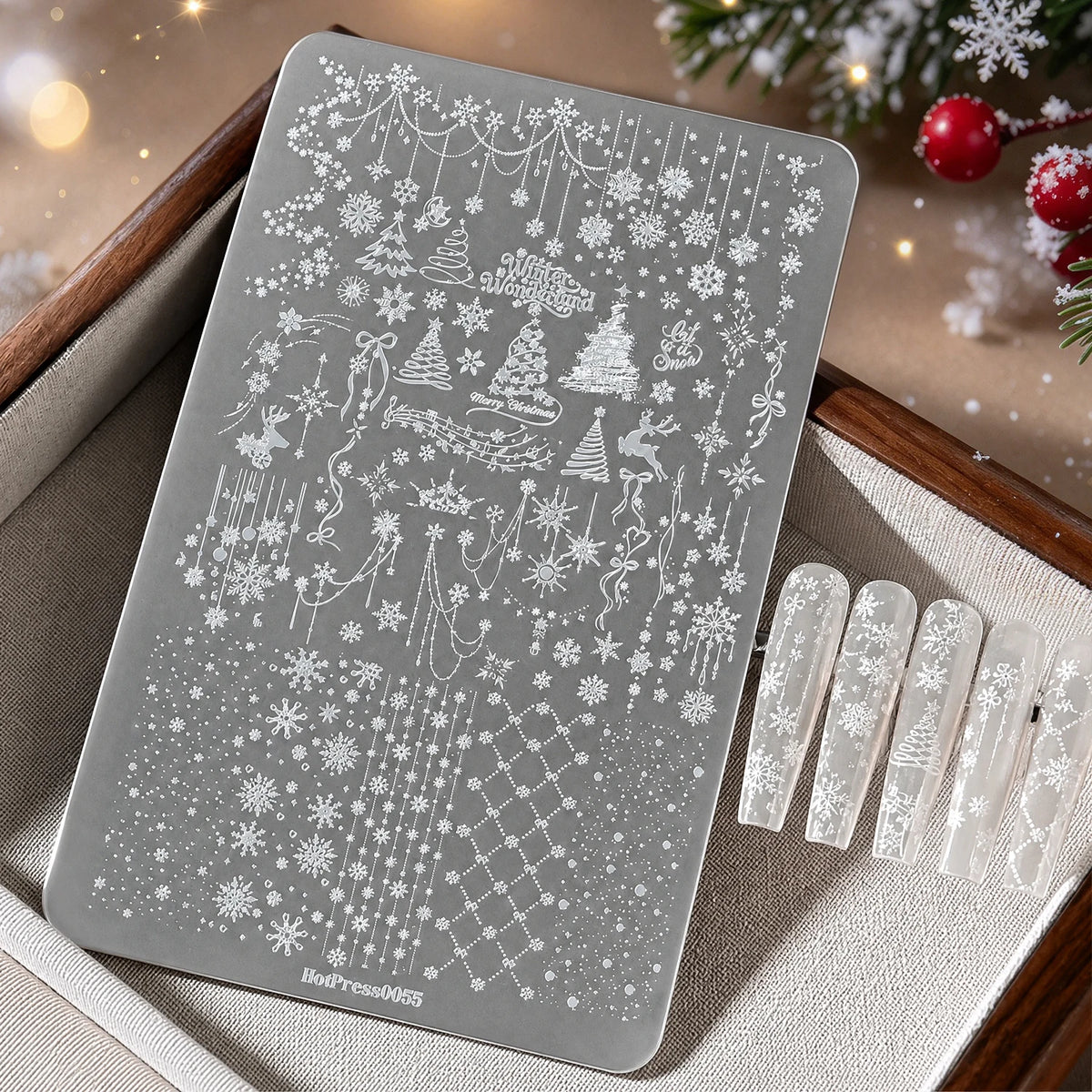 1pcs Christmas Tree Snowflake Nail Art Stamping Plate Bow Deer Dot Cat Elk Xmas Tree Winter Nail Template Manicure Tranfer Tools