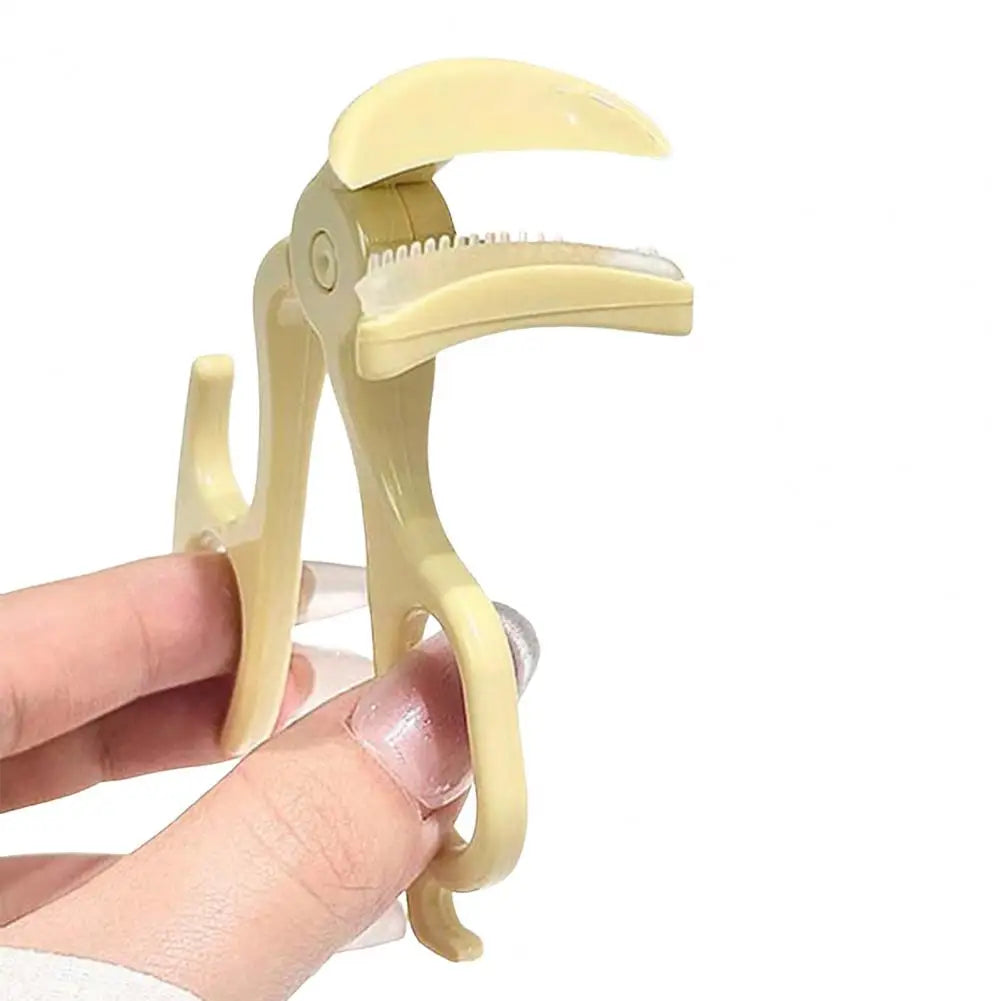 Eyelash Clip with Silicone Comb Lightweight Eyelash Curler Eyelash Curler with Silicone Comb Portable Travel for Professional