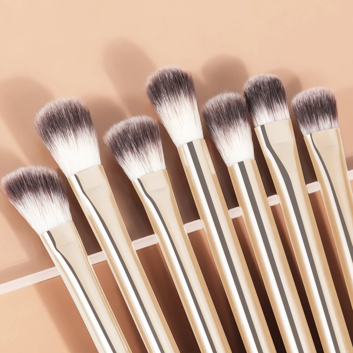13PCS Makeup Brush Set Foundation Concealer Powder Eyeshadow Blush Brush Kabuki Blending Cosmetic Beauty Tool for Face