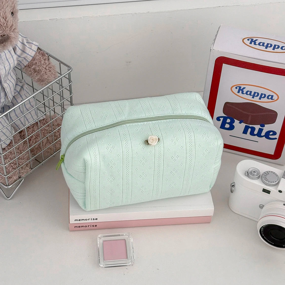 Fashion Flower Women Small Makeup Bag Travel Organizer Pillow Cosmetic Handbag Pouch Gilrs Simple Square Zipper Clutch Bags