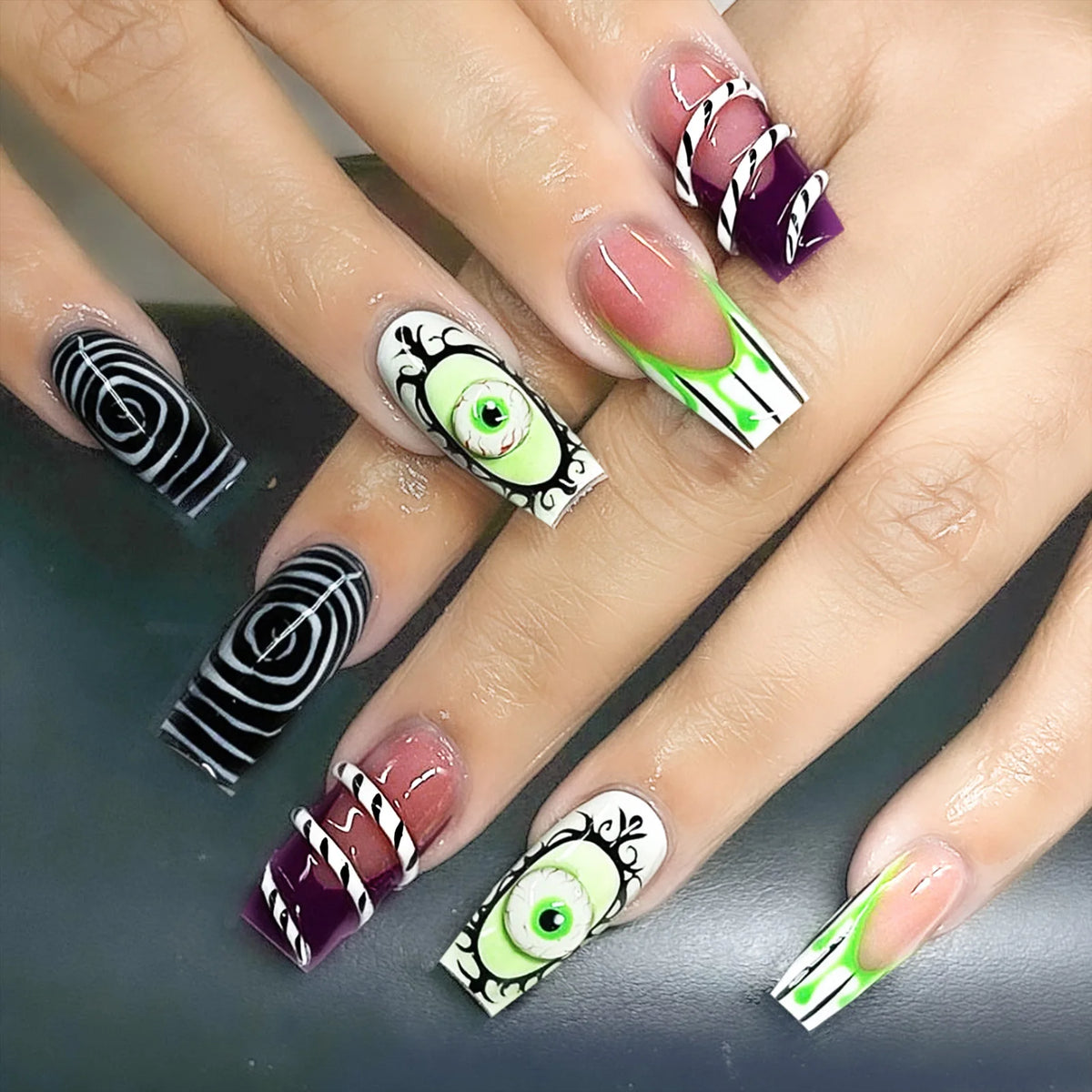 2025 Halloween False Nails European Ghost Witch Pumpkin Almond Fake Nails Tips Wearable Detachable Press on Nails for Women