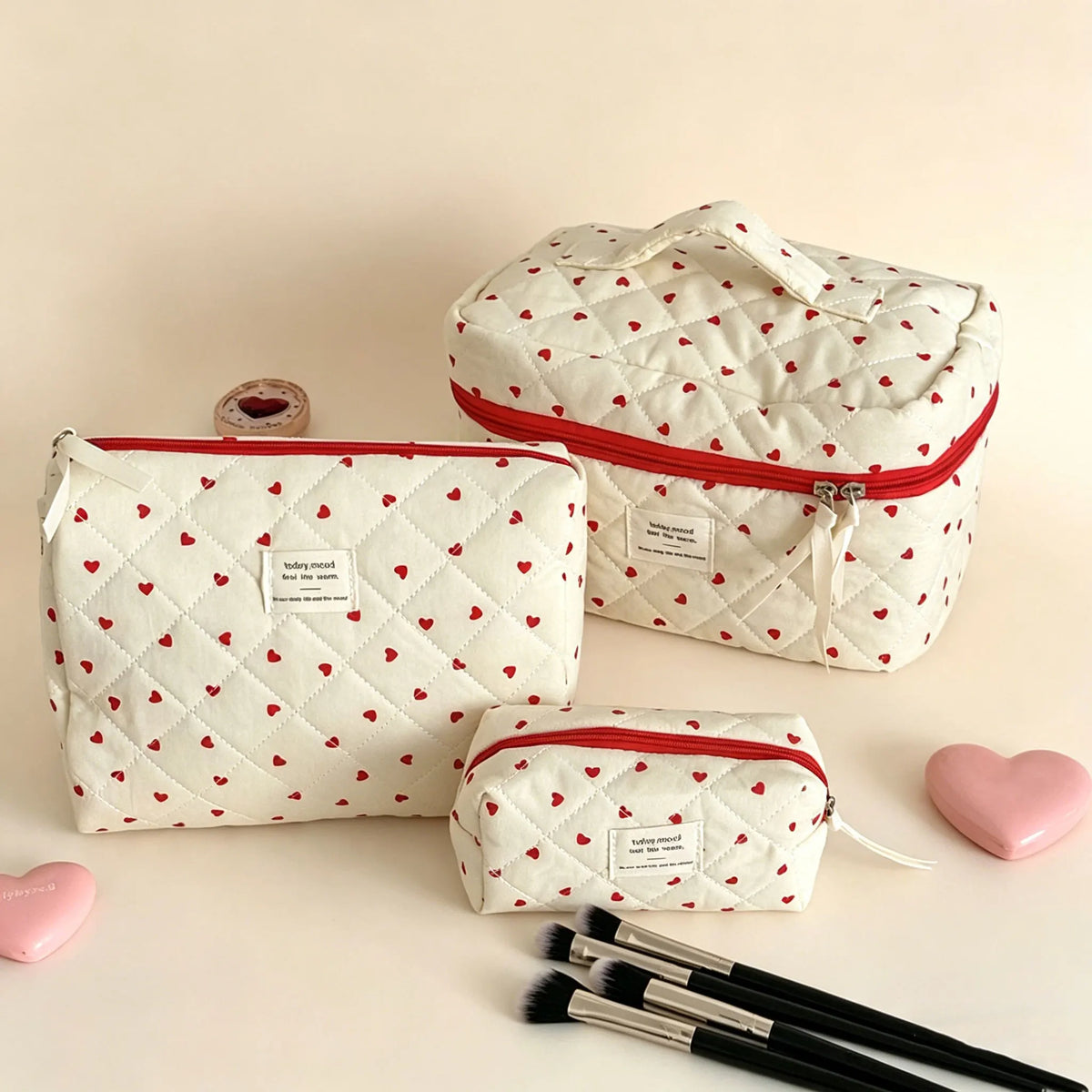 Portable Women Makeup Bag Red Love Makeup Storage Bag Multi-Functional Large Capacity Quilted Bag Travel Essential Storage Bag