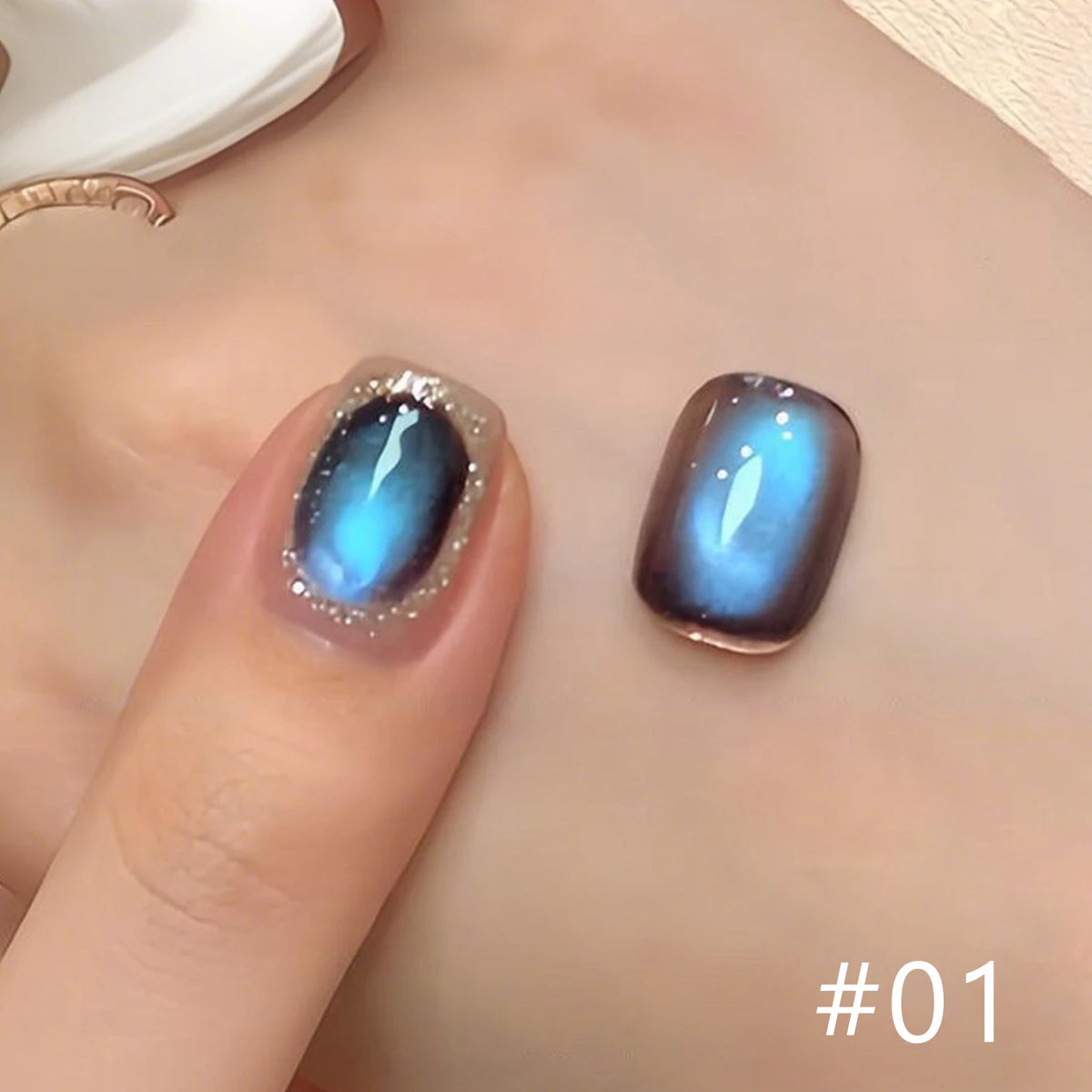 10ML 1-10pcs Christmas Red Nails Gold Black Nails Fiery 10-Color Glass Bead Cat Eye Gel Nail Polish Fine Powder Super Shimmering