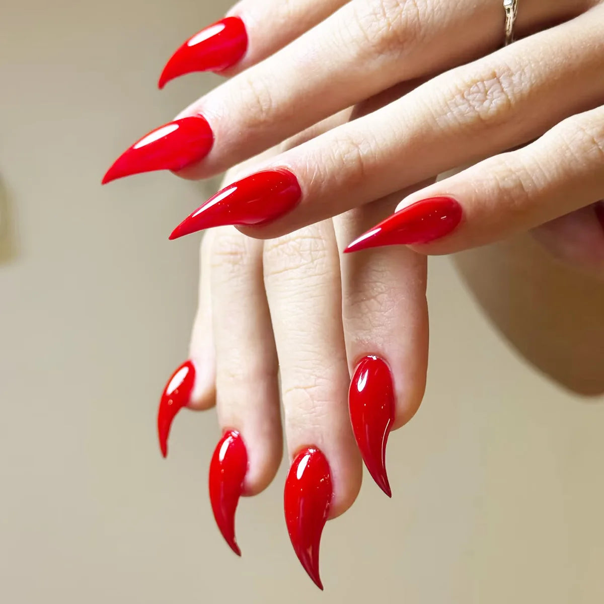 30pcs Dragon Claw Wearable Manicure Nude Color Thicken Full Cover False Nails Alien Shape Eagle's Claw Acrylic Fake Nail Tips