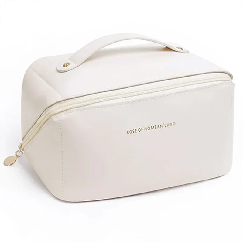 New Arrival Large Capacity Makeup Bag for Women, Perfect for Daily Storage and Travel, Simple and Elegant Design Travel Bags