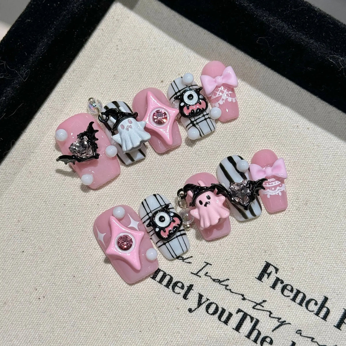 10pcs Pink Halloween Press On Nails Handmade Short Square False Nails Cute 3D Ghost Devil Heart  Bowknot Decor Fake Nail Tips