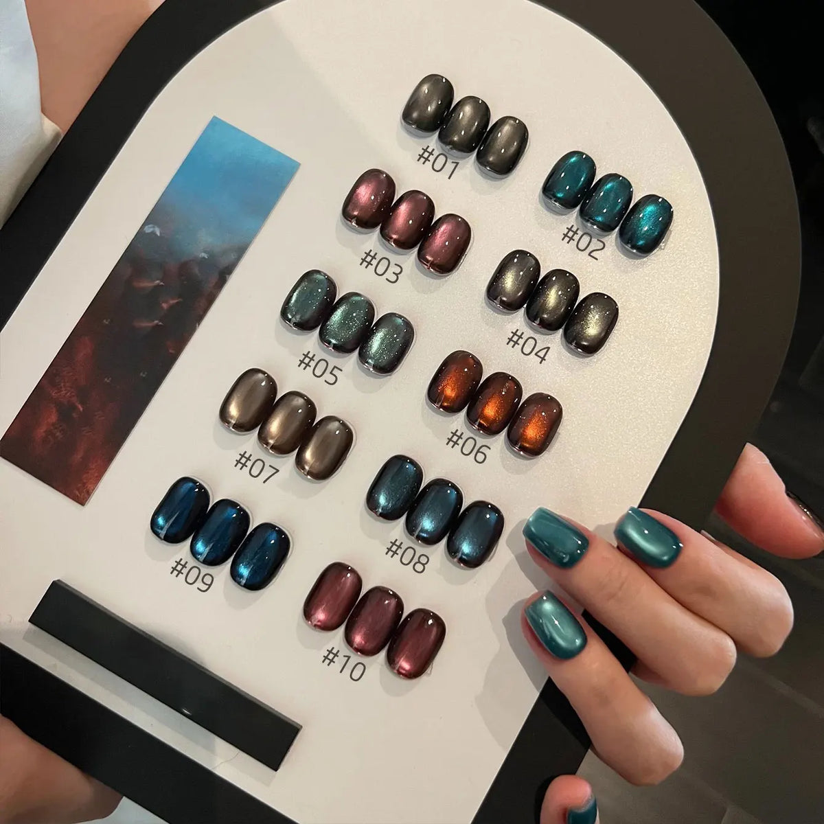 10ML 1-10pcs Christmas Red Nails Gold Black Nails Fiery 10-Color Glass Bead Cat Eye Gel Nail Polish Fine Powder Super Shimmering