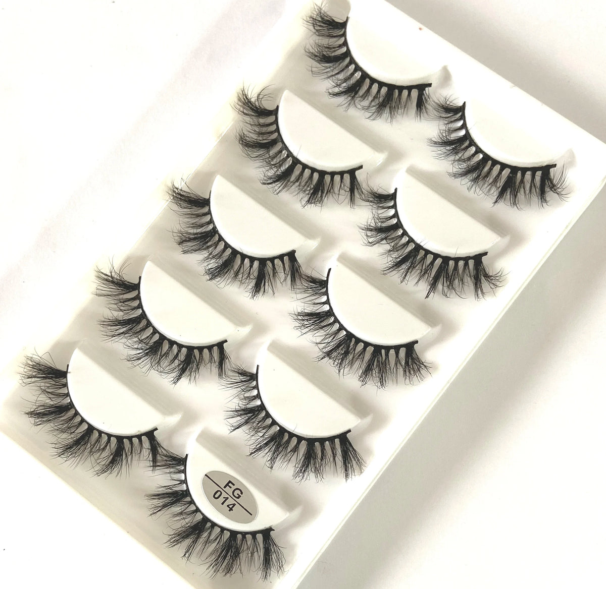 HBZGTLAD 5Pairs Handmade Mink Lashes Short False Eyelashes Dense Natural Long Messy Eye Lashes Reusable Stage Makeup Eyelashes