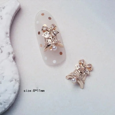 5Pcs Nail Art Jewelry Christmas Zircon Alloy Diamond Snowflake Christmas Tree Elk Bells Super Flash Luxury Nail Accessories