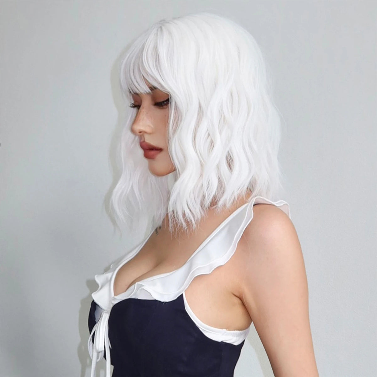 EASIHAIR Short White Bob Synthetic Wigs Short Wavy Lolita Natural Hair Wigs with Bangs for Women Heat Resistant Cosplay Wig