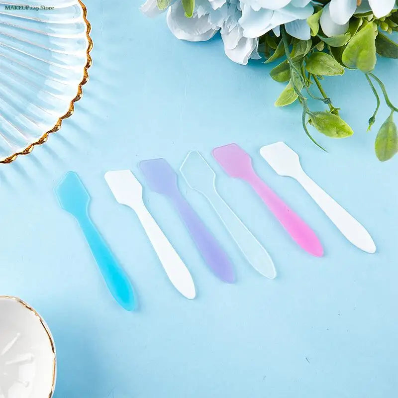 10Pcs Mini Cosmetic Spatulas Scoop Face Cream Makeup Mask Mixed Spoon Beauty DIY Tools Eye Facial Makeup Applicator Sticks