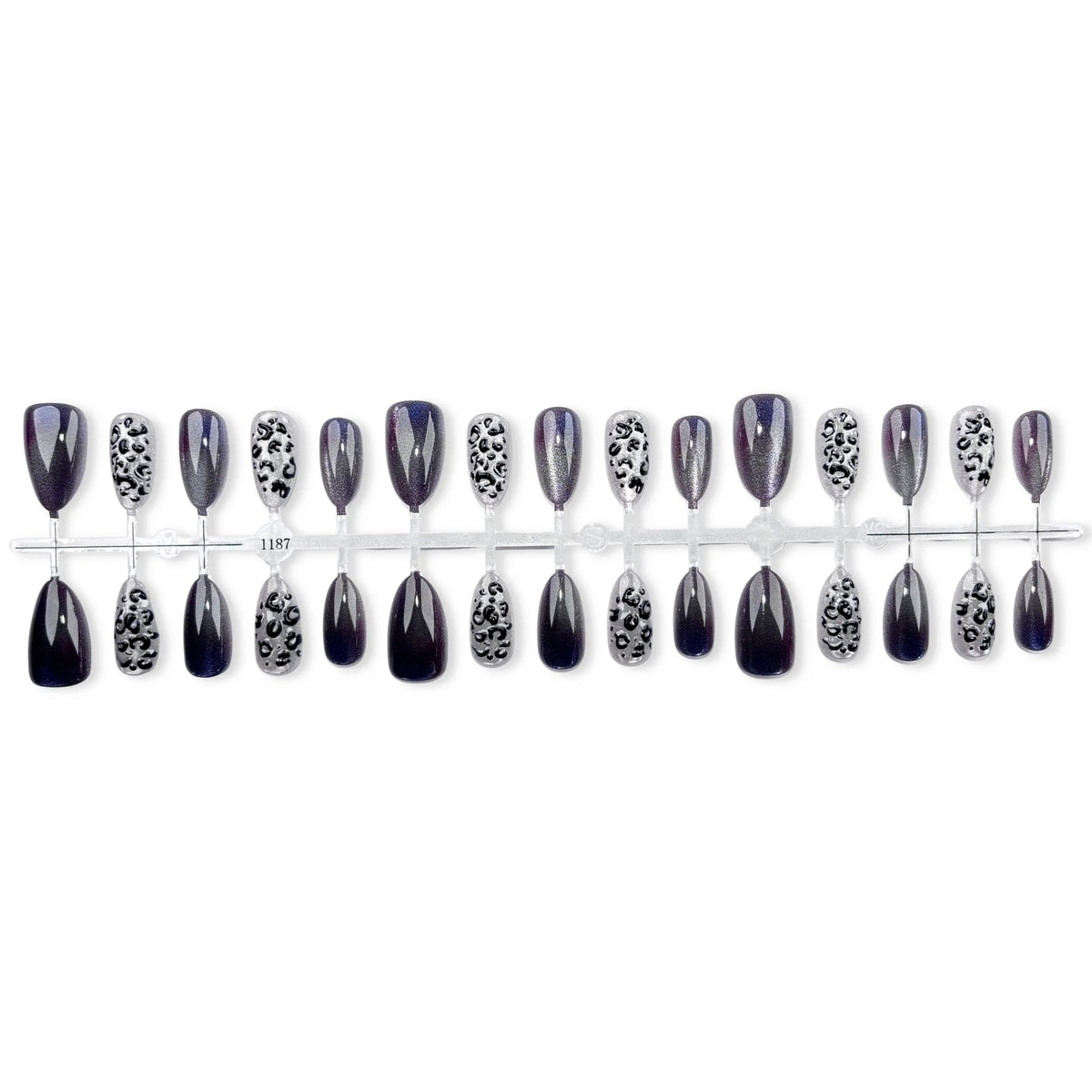 30pcs Black Silver Gradient Wearable Press on Nails Cat Eye Short Almond Nail Tips 3D Leopard Print Hot Girls False Nails Women
