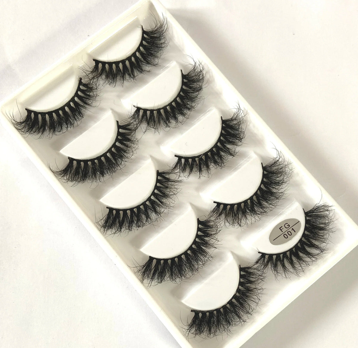HBZGTLAD 5Pairs Handmade Mink Lashes Short False Eyelashes Dense Natural Long Messy Eye Lashes Reusable Stage Makeup Eyelashes