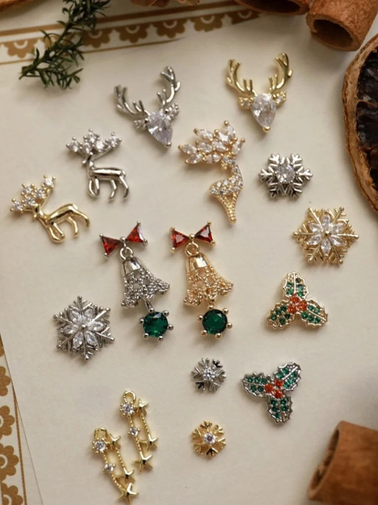 5 PCS Christmas Tree Nail Art Accessories Snow,Bell,Elk,Inlaid Red Green Zircon Metal Christmas Nail Charms
