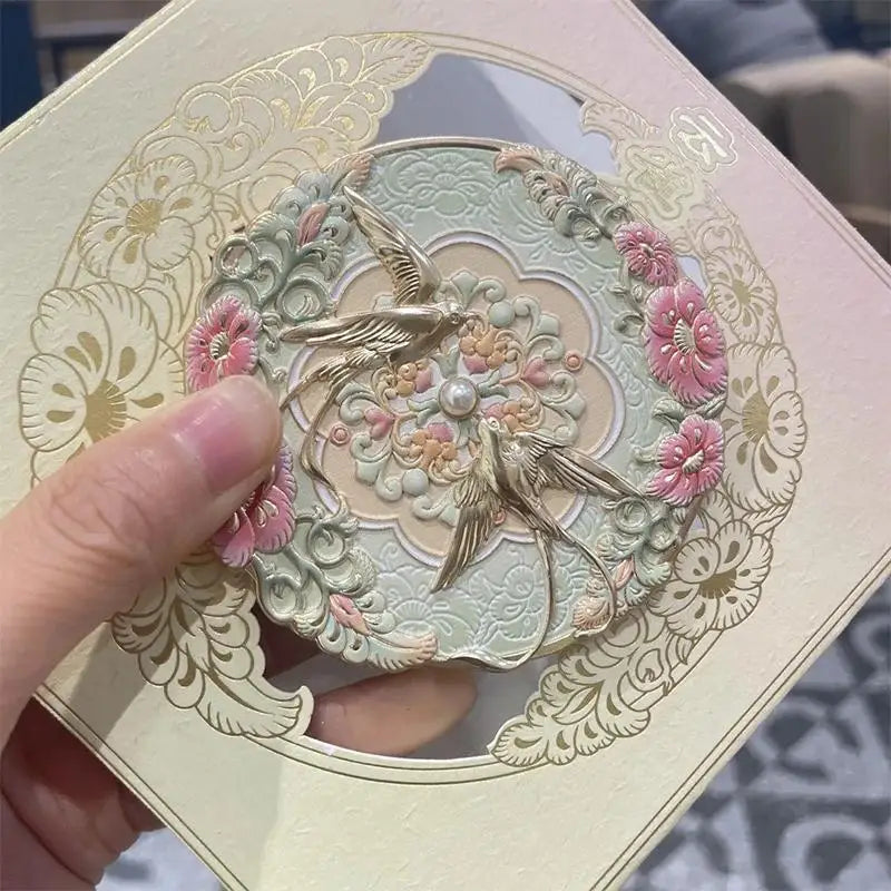 1Pcs Bird Metal Makeup Mirror Emboss Flower Pattern Cosmetic Mirror Exquisite Portable Chinese-style Makeup Mirror