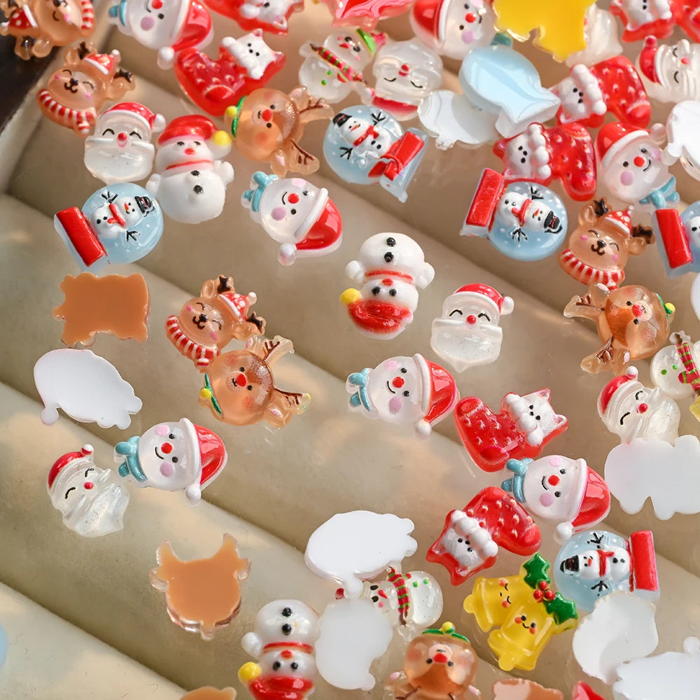 50pcs/bag 3D Resin Christmas Nail Charms Cute Snowman Elk Santa Claus Nail Art Rhinestones Xmas Winter Nails Jewelry Decorations