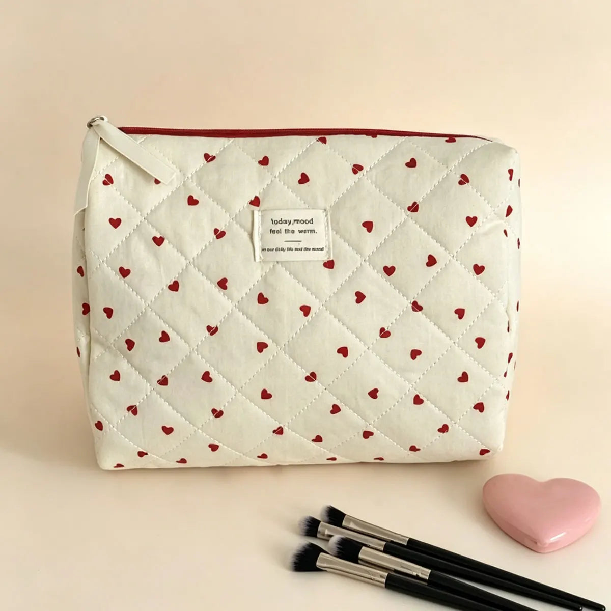 Portable Women Makeup Bag Red Love Makeup Storage Bag Multi-Functional Large Capacity Quilted Bag Travel Essential Storage Bag