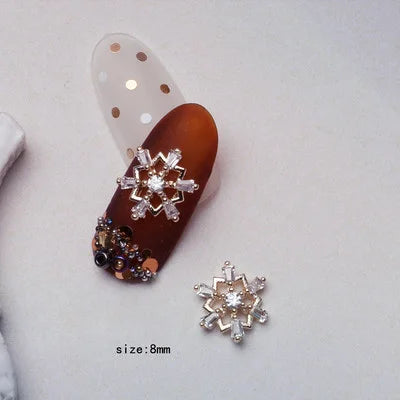 5Pcs Nail Art Jewelry Christmas Zircon Alloy Diamond Snowflake Christmas Tree Elk Bells Super Flash Luxury Nail Accessories