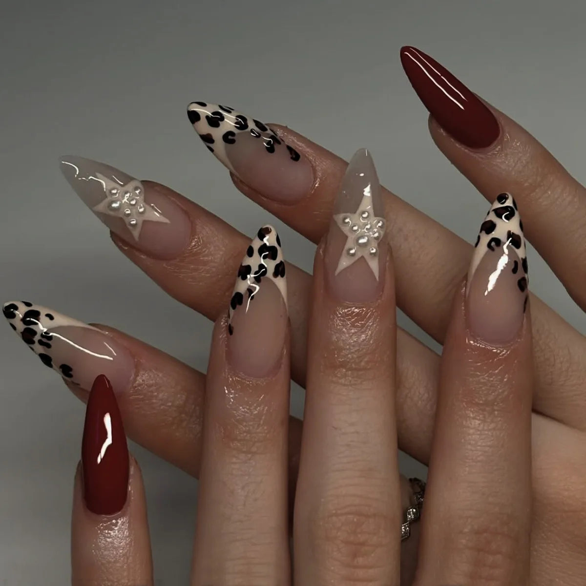 24Pcs Mid-length Almond Fake Nails Press on Black Lace French Wearable Full Cover Nails Tips Art 3D Bow Pearl Design False Nails