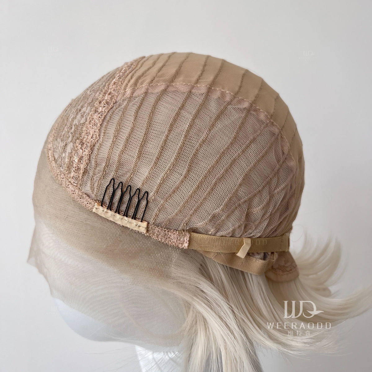 White Gold Lace Front Wigs for Men Short Bob Cut Synthetic Hair 13x4 Lace Front Wigs for Women Free Part Natural Hairline 150%