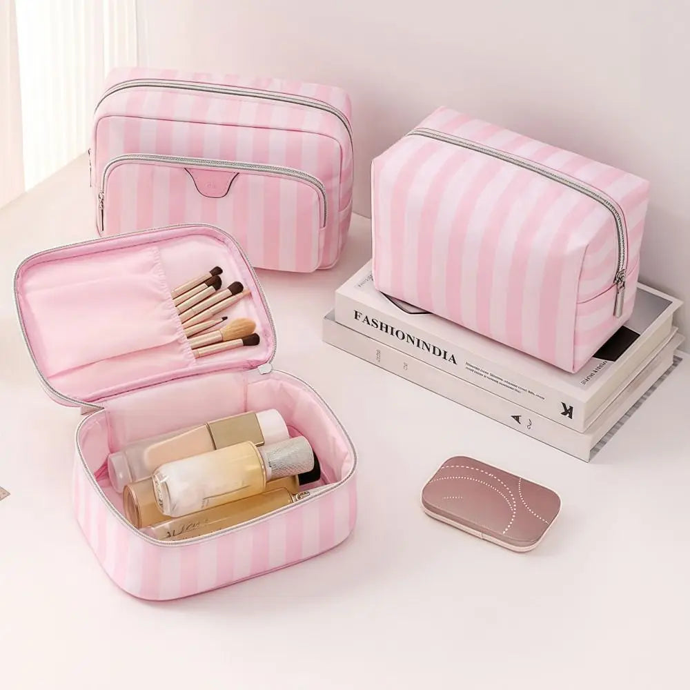 Large Capacity Handheld Makeup Bag Portable Oxford Cloth Cosmetic Storage Bag Minimalist Style Travel Design Wash Bags