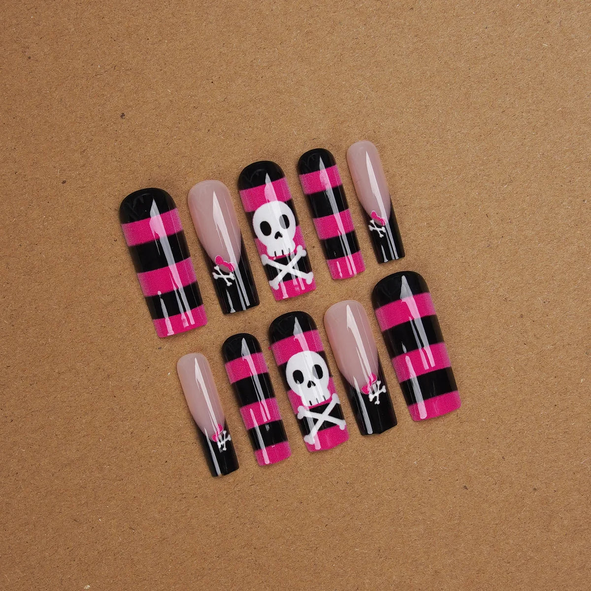 24pcs Halloween Press on Nails Skull Head Gothic Punk French Nail Art Spooky Manicure Tips for Girls Party Costume False Nails