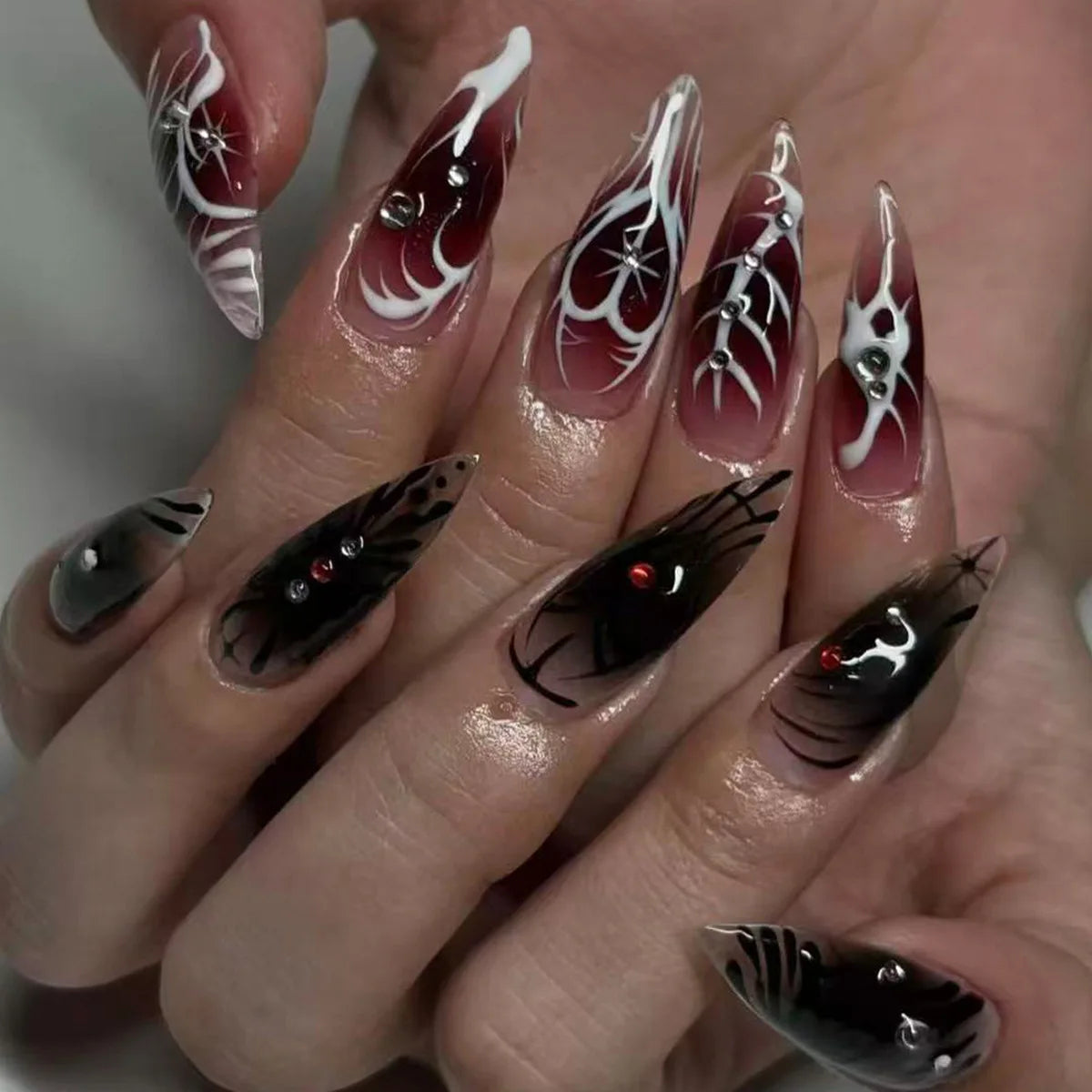24PCS Gothic Red Smudging Long Stiletto Fake Nails 3D Metallic Silver Chain French Press on Nails Full Cover Halloween Nail Tips