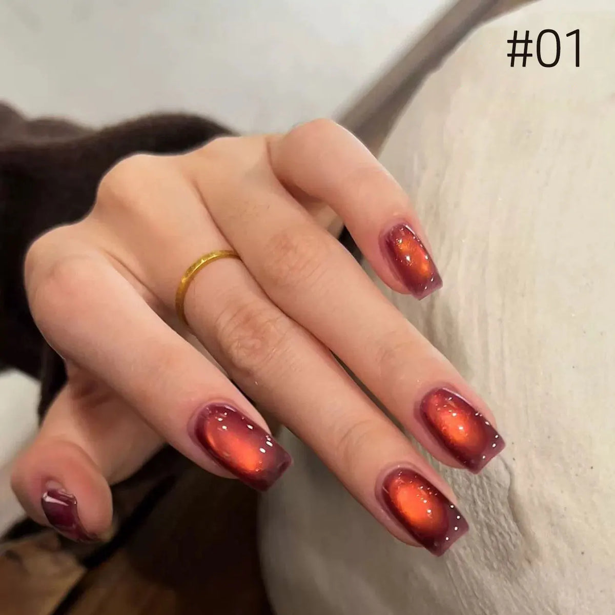 10ML 1-10pcs Christmas Red Nails Gold Black Nails Fiery 10-Color Glass Bead Cat Eye Gel Nail Polish Fine Powder Super Shimmering
