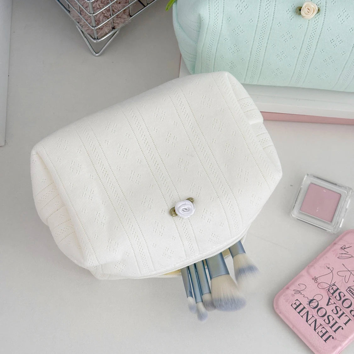 Fashion Flower Women Small Makeup Bag Travel Organizer Pillow Cosmetic Handbag Pouch Gilrs Simple Square Zipper Clutch Bags