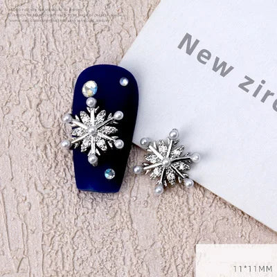 5Pcs Nail Art Jewelry Christmas Zircon Alloy Diamond Snowflake Christmas Tree Elk Bells Super Flash Luxury Nail Accessories