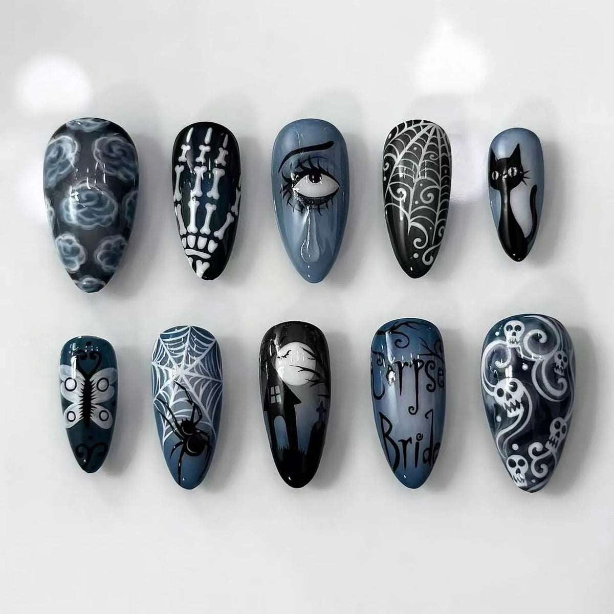 30pcs Halloween Press On Nails Gothic Skeleton Skull Spider Web Black Cat Haunted House Fake Nail Almond False Nail for Women
