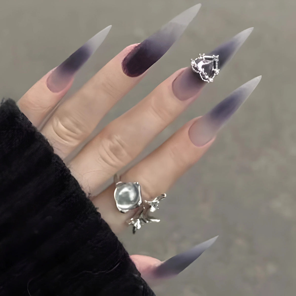 24pcs Halloween Dark Scrub Fake Nails Press on Nails Wearable y2k Nails Super Long Pointy Nails 3D Black Snake False Nails Tip