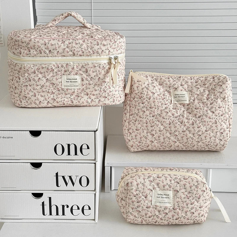 【Sweet Corduroy Floral Cosmetic Bag Portable Large Capacity Storage Bag Travel Makeup Bag Toiletry Organizer For Girls】