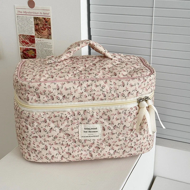 【Sweet Corduroy Floral Cosmetic Bag Portable Large Capacity Storage Bag Travel Makeup Bag Toiletry Organizer For Girls】