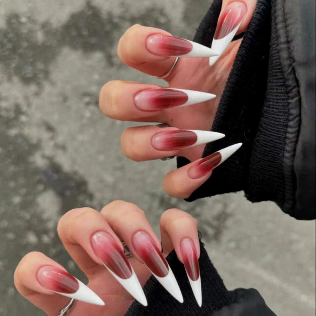 24pcs Simple Almond Press on Nails Cute White Ghost Bat Decor False Nails Wearable Reusable Spicy Cool Halloween Fake Nail Tips