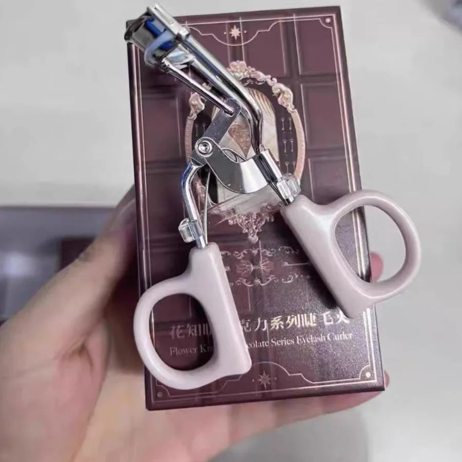 Flower Knows Chocolate Wonder Shop Series Eyelash Curler NEW IN BOX