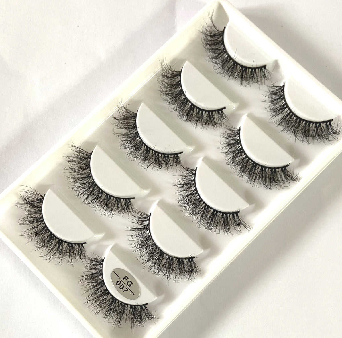 HBZGTLAD 5Pairs Handmade Mink Lashes Short False Eyelashes Dense Natural Long Messy Eye Lashes Reusable Stage Makeup Eyelashes