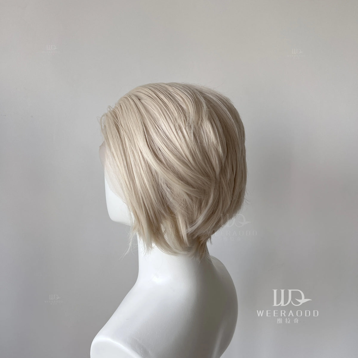 White Gold Lace Front Wigs for Men Short Bob Cut Synthetic Hair 13x4 Lace Front Wigs for Women Free Part Natural Hairline 150%