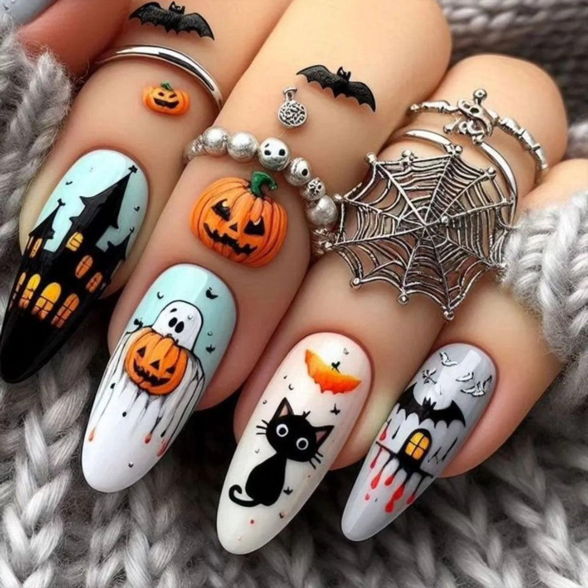24pcs Simple Almond Press on Nails Cute White Ghost Bat Decor False Nails Wearable Reusable Spicy Cool Halloween Fake Nail Tips