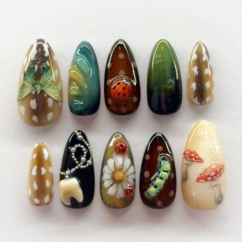 24PCS Cute Cartoon Red Apple False Nails Green Polka Dots Plaid Patterns French Fake Nails Tip Sweet Fruit Almond Nails Press On