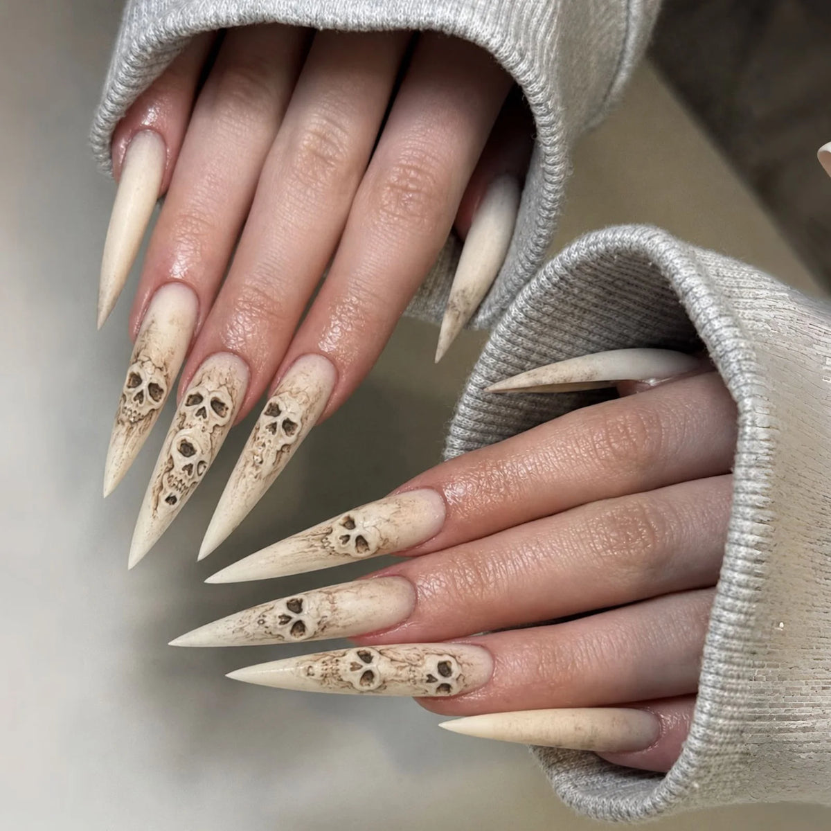 24 Pcs Matte Skeleton Art Stiletto Press On Nails Set Gothic Design Reusable Halloween Cosplay Party False Nails